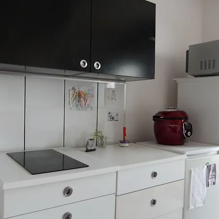 Very Bright Cocoon With Balcony In Saint-denis Apartmán Saint-Denis (Seine-Saint-Denis)