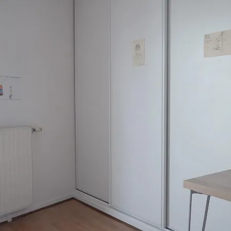 Very Bright Cocoon With Balcony In Saint-denis Apartmán